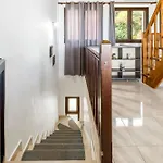 Semesterbostad Remvi House *