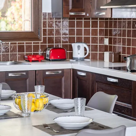 Remvi House Lefkada City