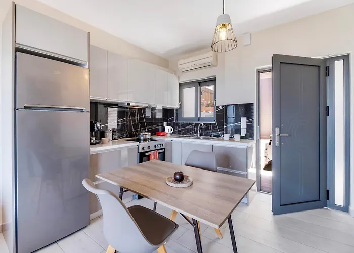 Holiday home Remvi House Lefkada City